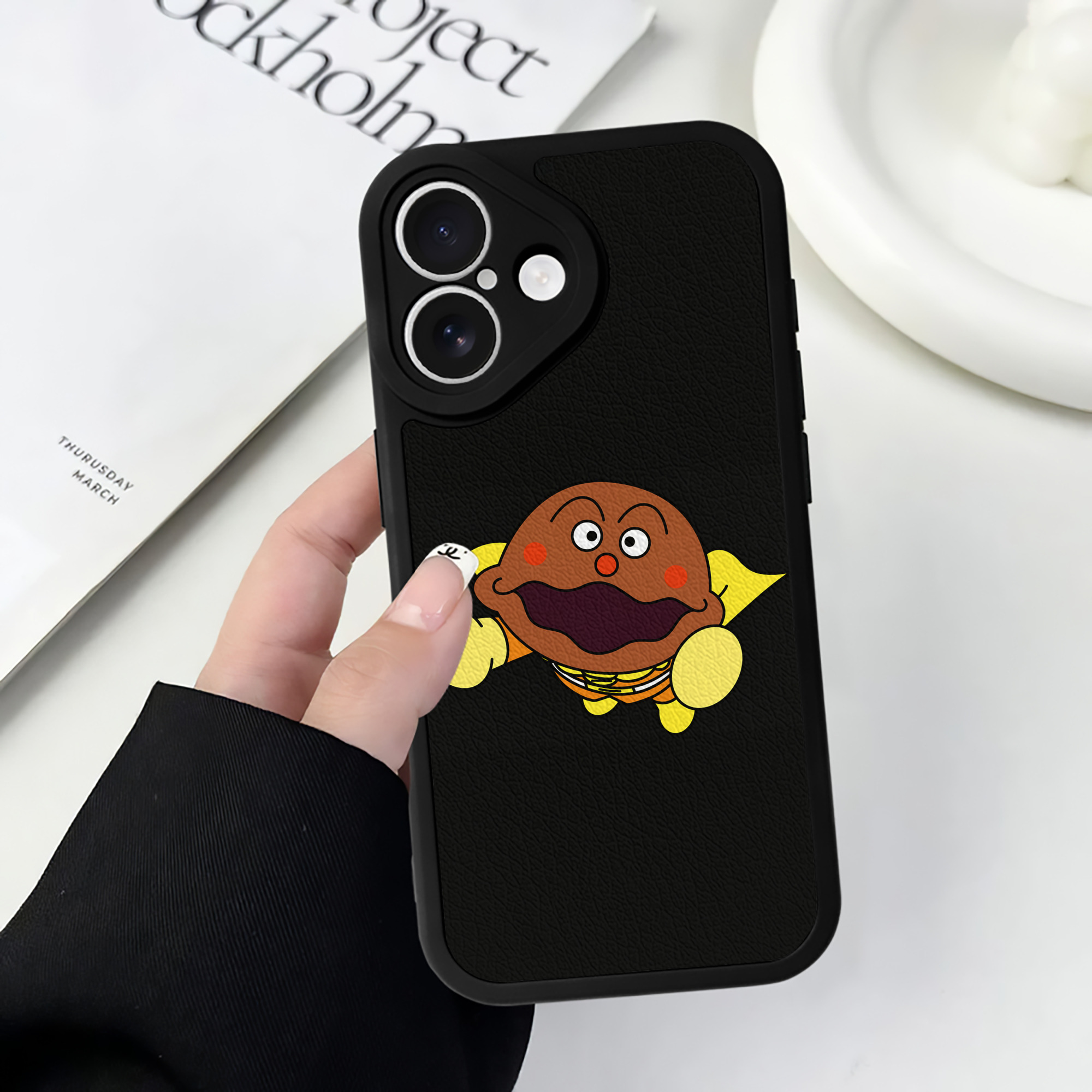 （画像用） アンパンマン Anpanman 【iPhone 16シリーズ対応】シリコンスマホケース（レザー調） 材質：シリコン